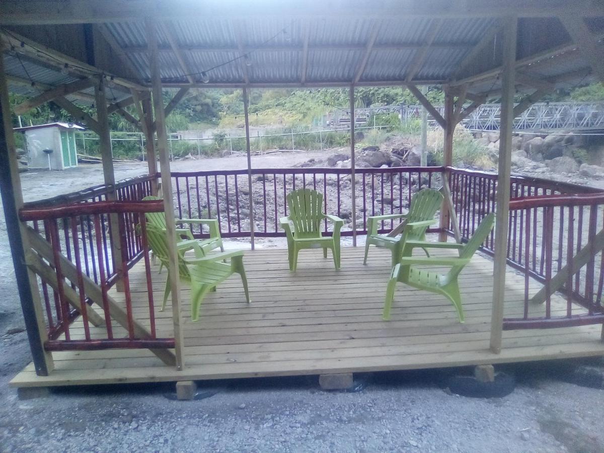 Natty Tropical Valley Roseau Ngoại thất bức ảnh